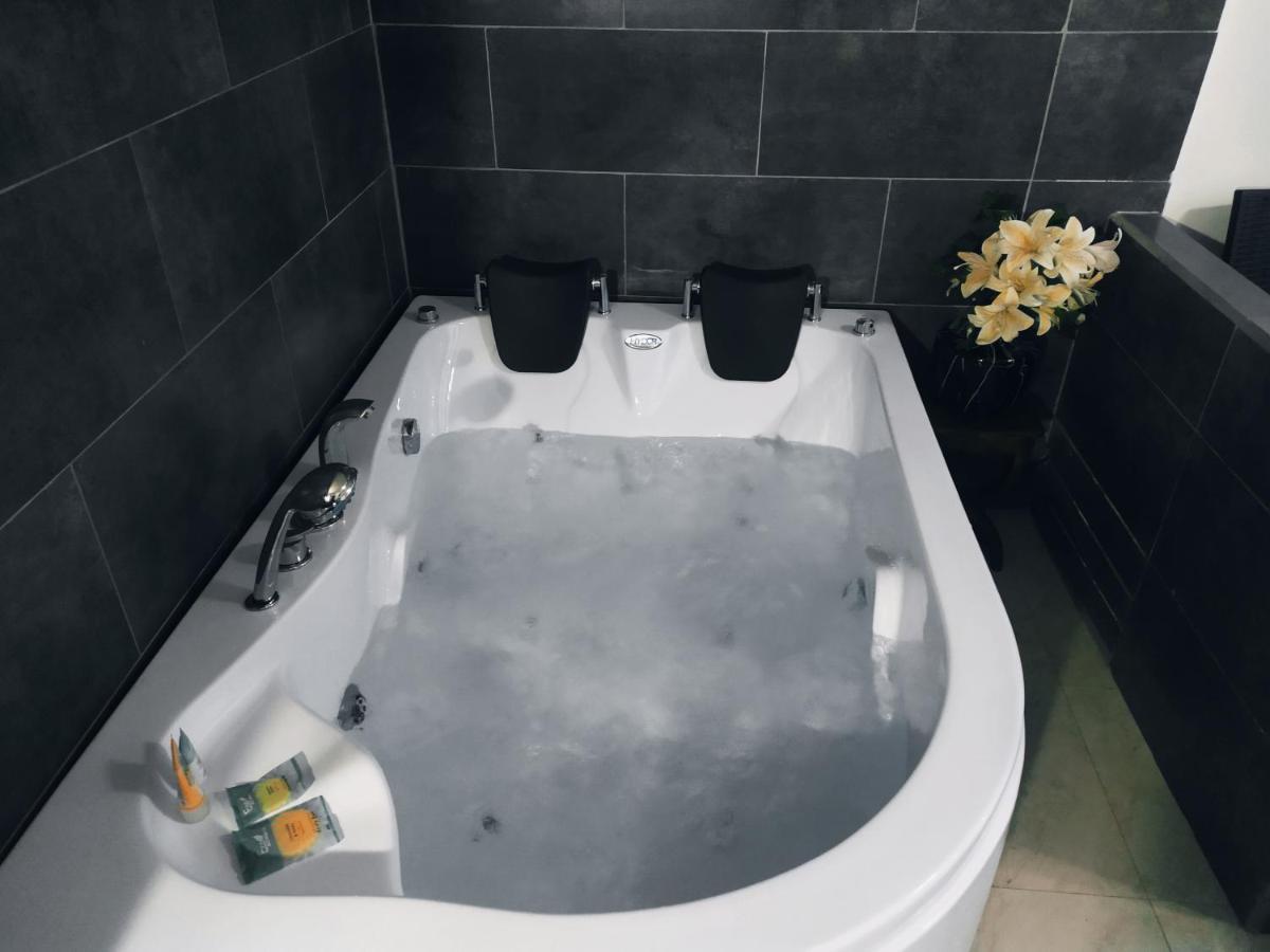 Hostal Ajavi Del Sur 키토 외부 사진